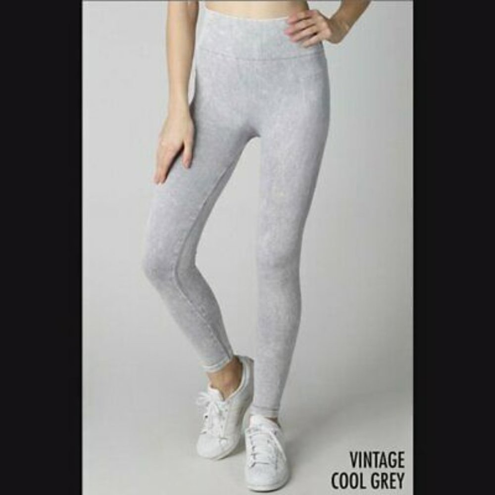 NEW Vintage Gray High Waisted Midi Leggings One Size